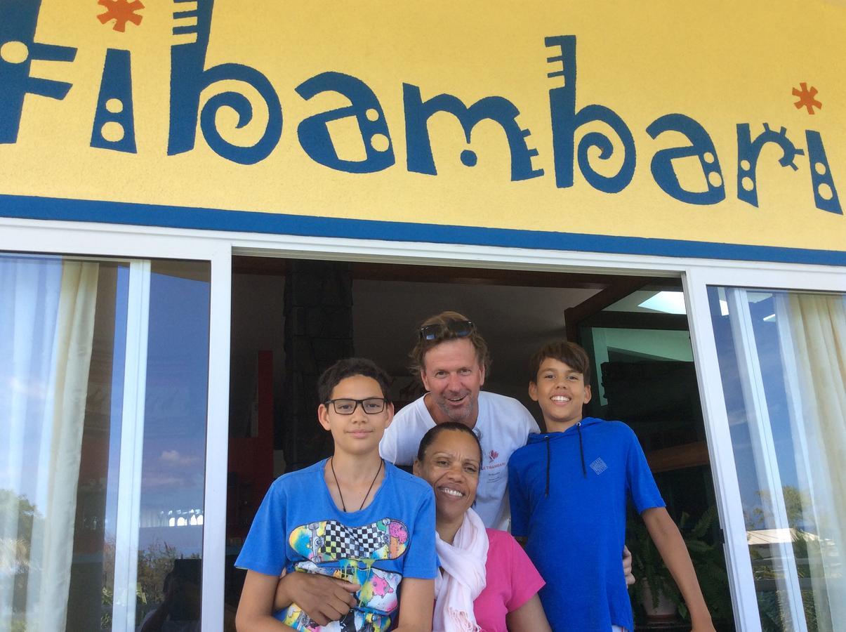 ホテル Tibambari Bouchon エクステリア 写真